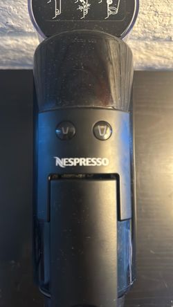 Nespresso original espresso-coffee machine uses pods works great Moving sale check out other listings