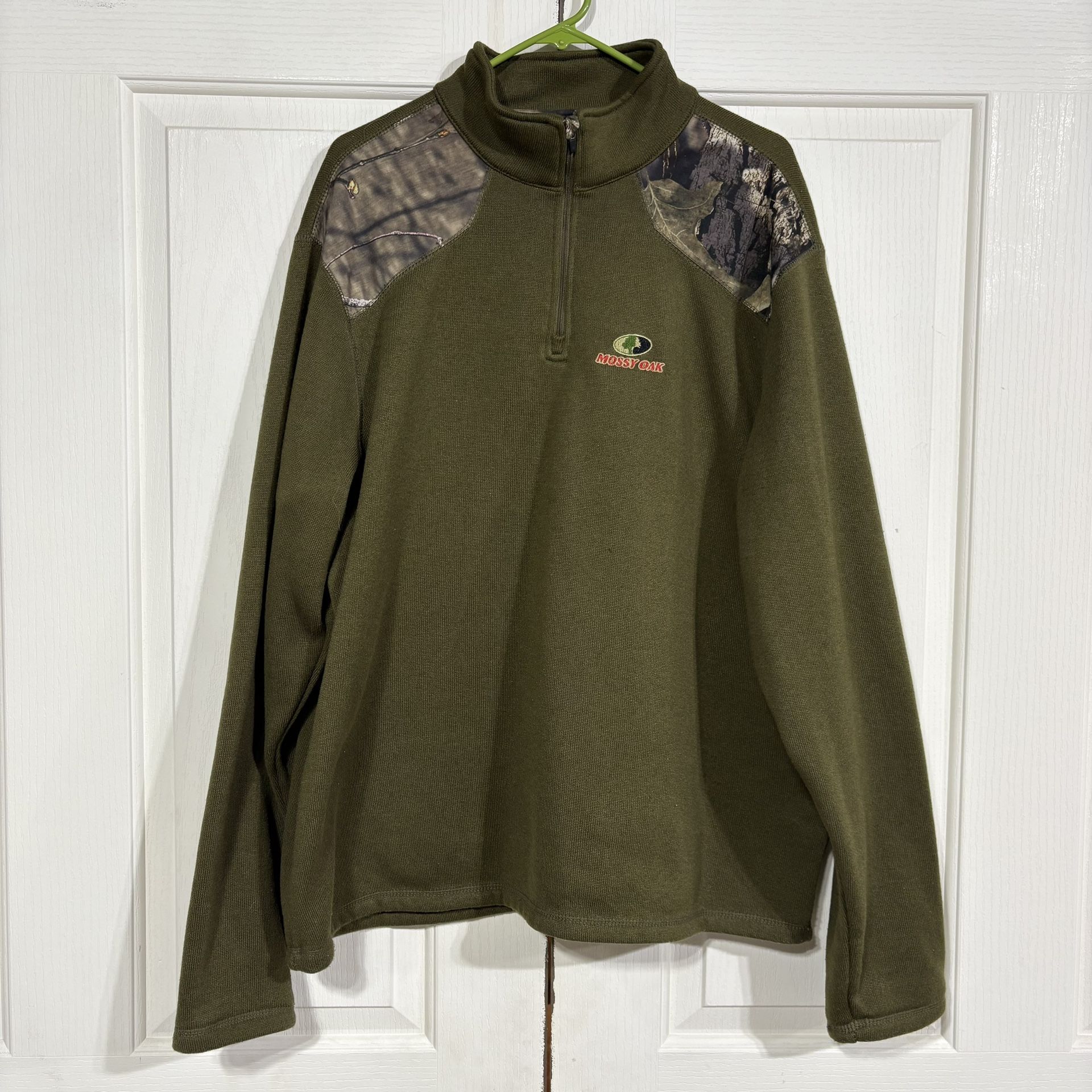Mossy Oak 1/4 Zip Logo Green Camo Shoulder Pullover 2XL 100% Polyester Outdoor