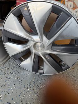 Tesla wheel