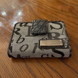 Sagharbor Picture Wallet - New (No box or tags)
