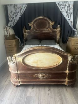 Antique full size bed with memory foam mattress