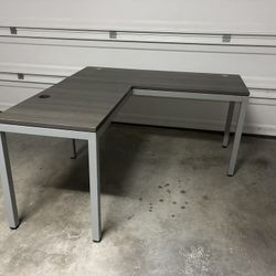 Escritorio En L “ULINE”