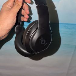 Beats Studio Pro 