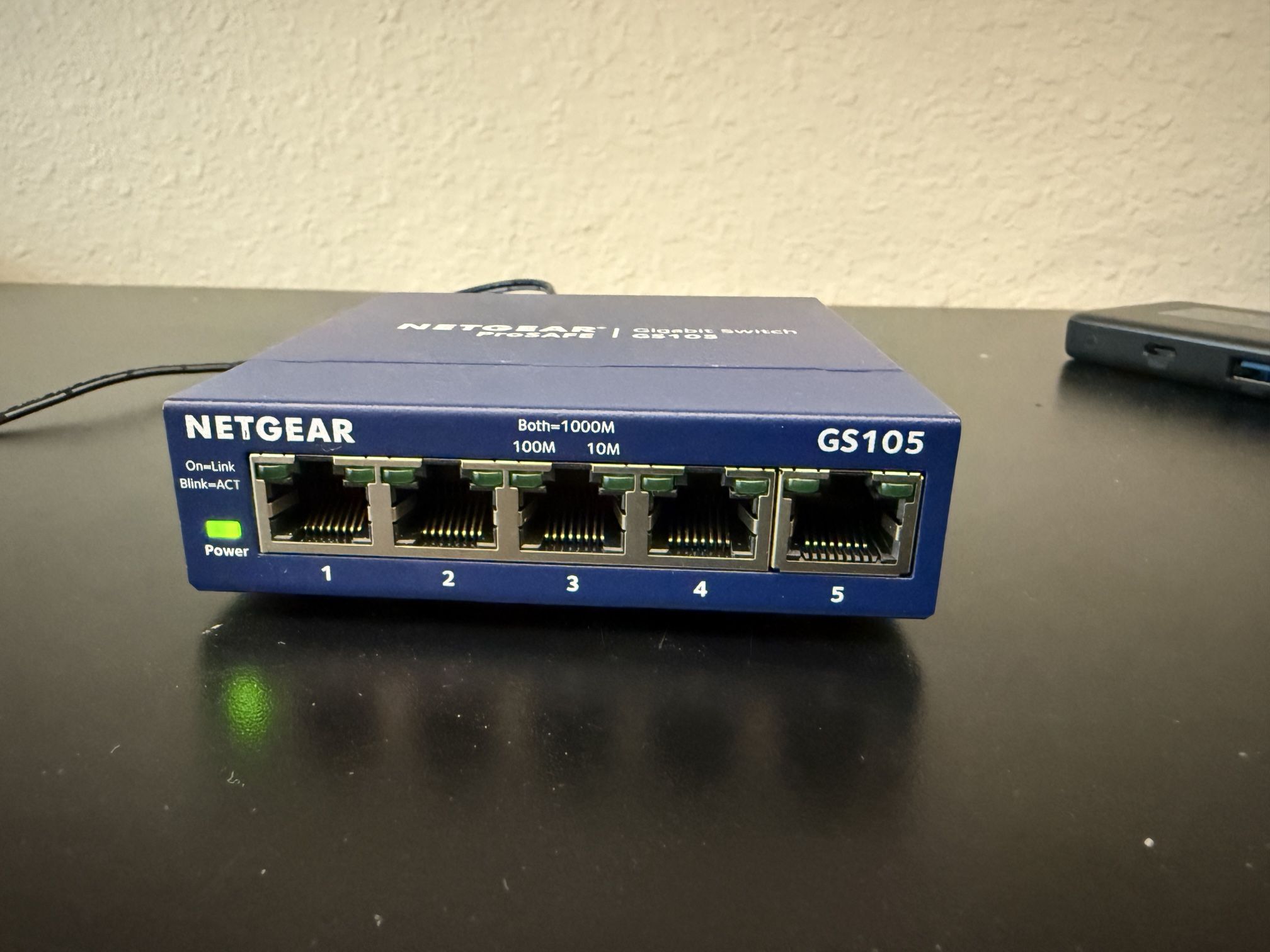 Netgear GS105 5-Port Gigabit Network Switch Hub