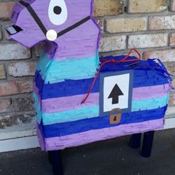 Fortnite Llama Pinatas 