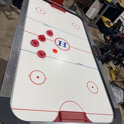 Air Hockey Table