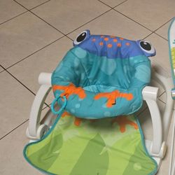 SALE.  FISHER PRICE Portable  baby Chair. Holmdel Nj⁸