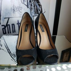 Ann Taylor Size 9.5 Black Peep Toe Heels