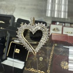 10kt Natural Diamond Gold Heart Pendant 