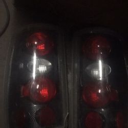 Tail Lights 03tahoe