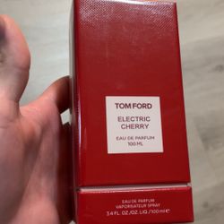 Tom Ford Electric Cherry Cologne for Men 100ml (3.4oz)