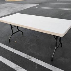 Lifetime 6 Foot Commercial Stackable Folding Table 