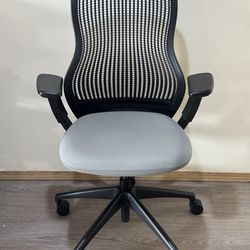 Knoll Generation Office Chair- Almost New