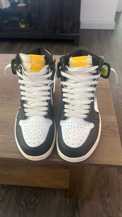 Jordan 1 retro High Og Volt Gold