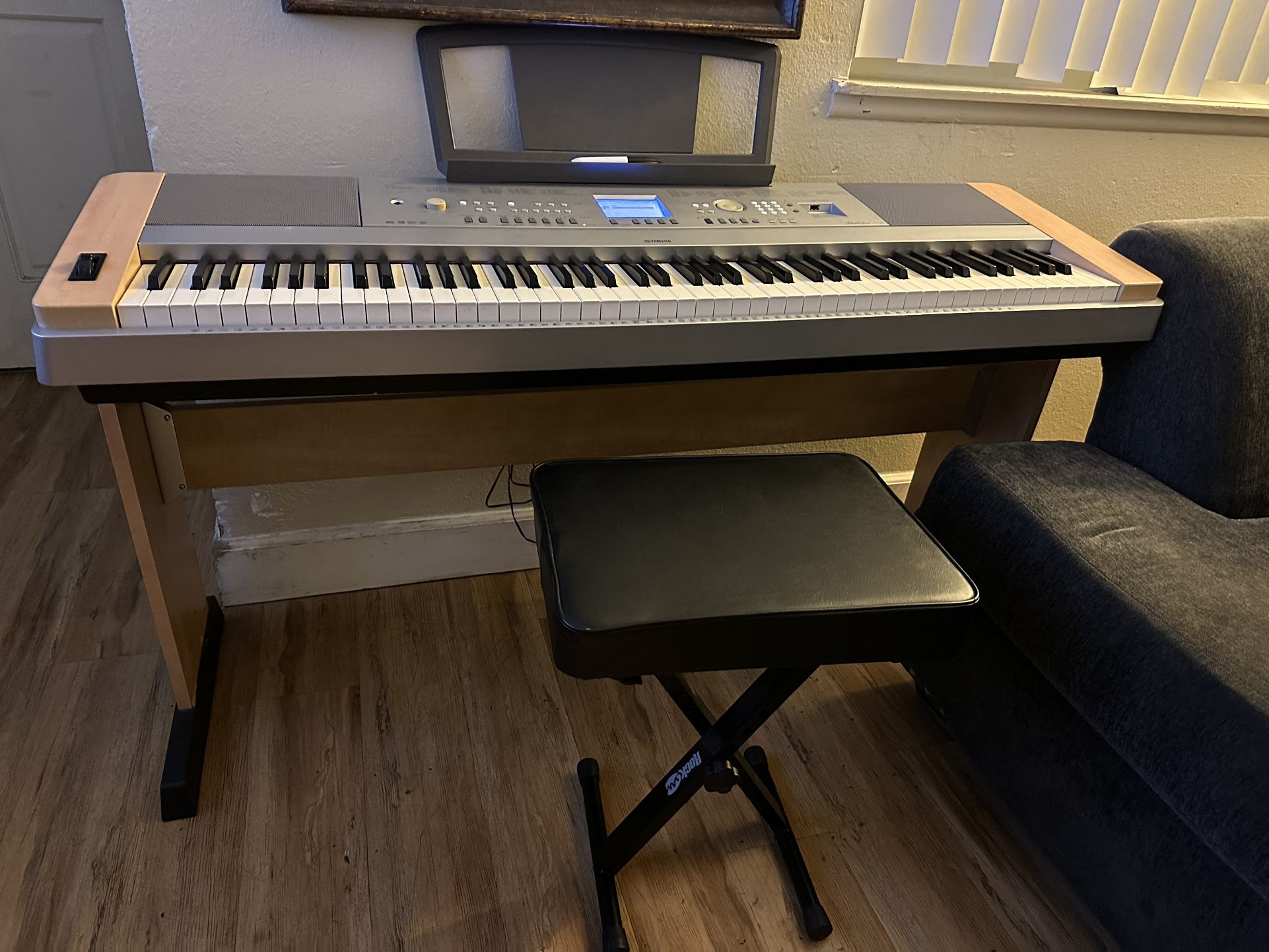 Piano / Keyboard --, -Yamaha