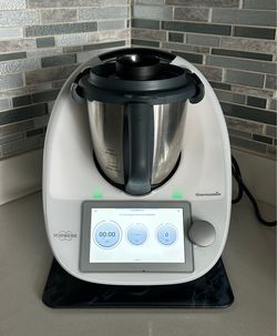 Thermomix TM6-5 with Included Attachments