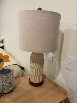Lamp with charging