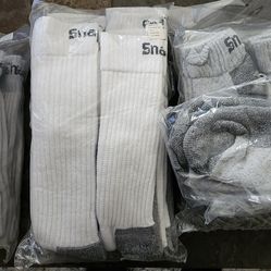 Snap on mens crew, ankle socks grey, white XL 12-16, L 7-12 all fifty cents pair