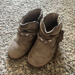 Girls Toddler Size 6 Boots