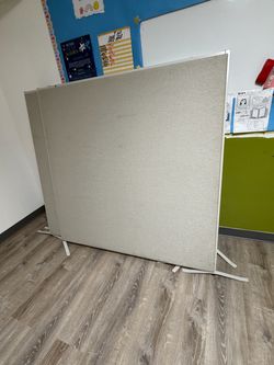 Self Standing Divider
