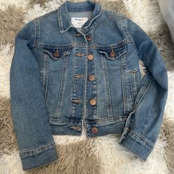 Jean Jacket Old navy Kids Size Small (6/7) Like New 