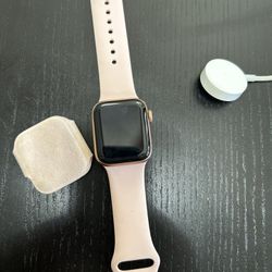  Apple Watch ⌚️ series 5 rose gold 