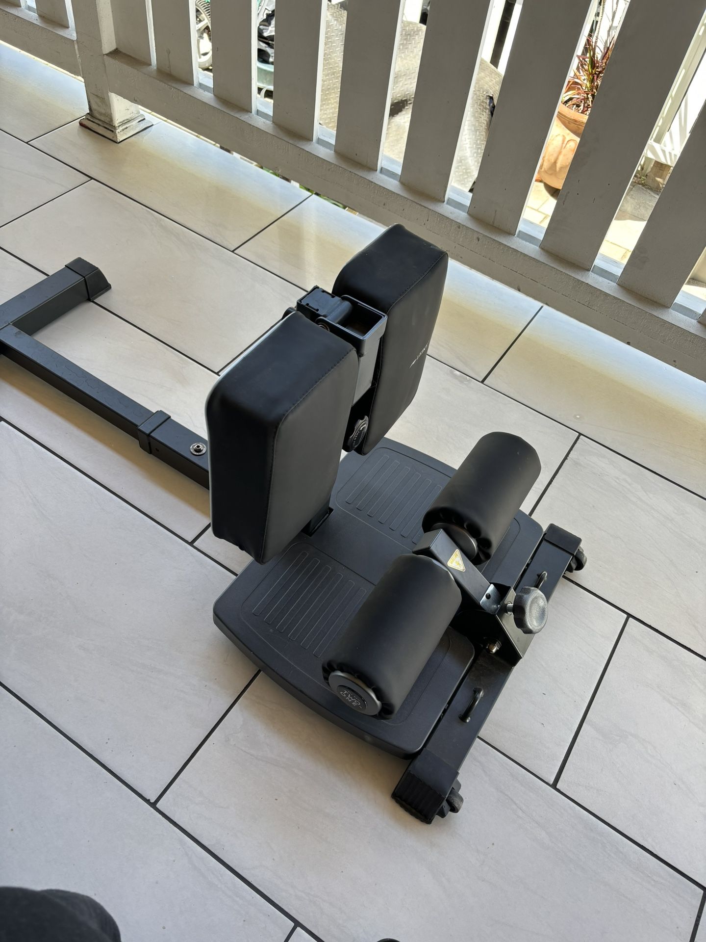 Sissy Squat Bench Home Gym