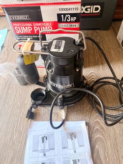 $120 1/3 HP Cast Iron Submergible Sump Pump New Nuevo