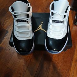 Air Jordan 11s Size 9.5 