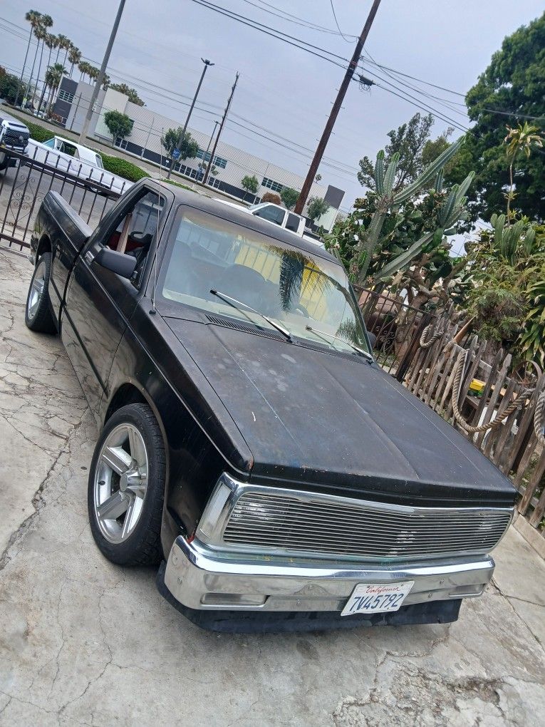 1800$ DRIVES IT AWAY!!!NO FLAKES!! YES ITS STILL AVAILABLE!!!