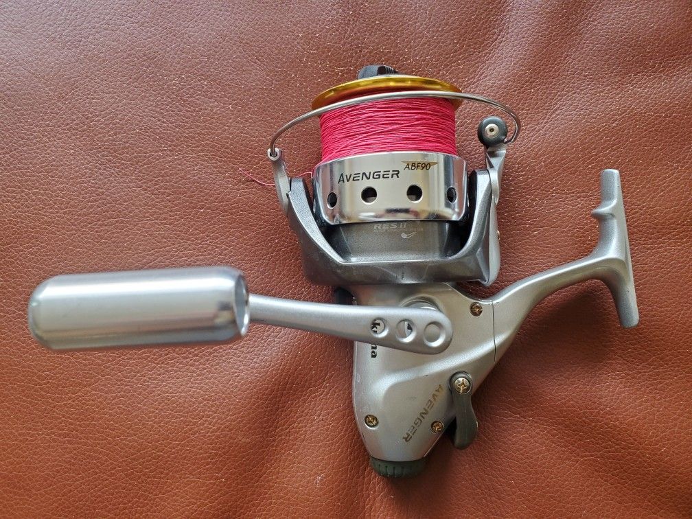 Okuma Avenger ABF 90 Fishing Reel