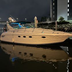 1999 Trojan 360 Cruiser Yacht