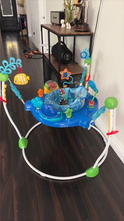 Baby jumping play area