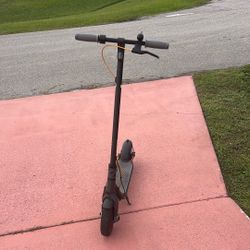 Electric Scooter- Ninebot F2 Pro (no Charger)