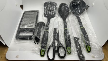 7 PC kitchen utensil set with SKU# 0011TH