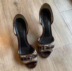 coach monogram kitten heels (vintage)