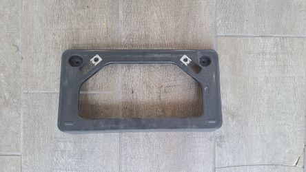10 - 11 Toyota Prius Front Plate Bracket