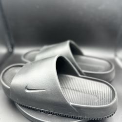 Must Go - Nike Slides - $15- 9w/8m