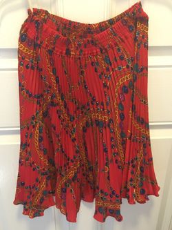 Red skirt size M