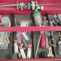 Paasche Airbrush Kit VL 12339 $50.00