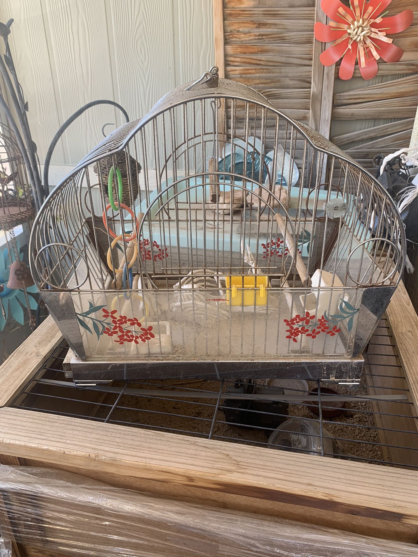 Hendryx Bird Cage 