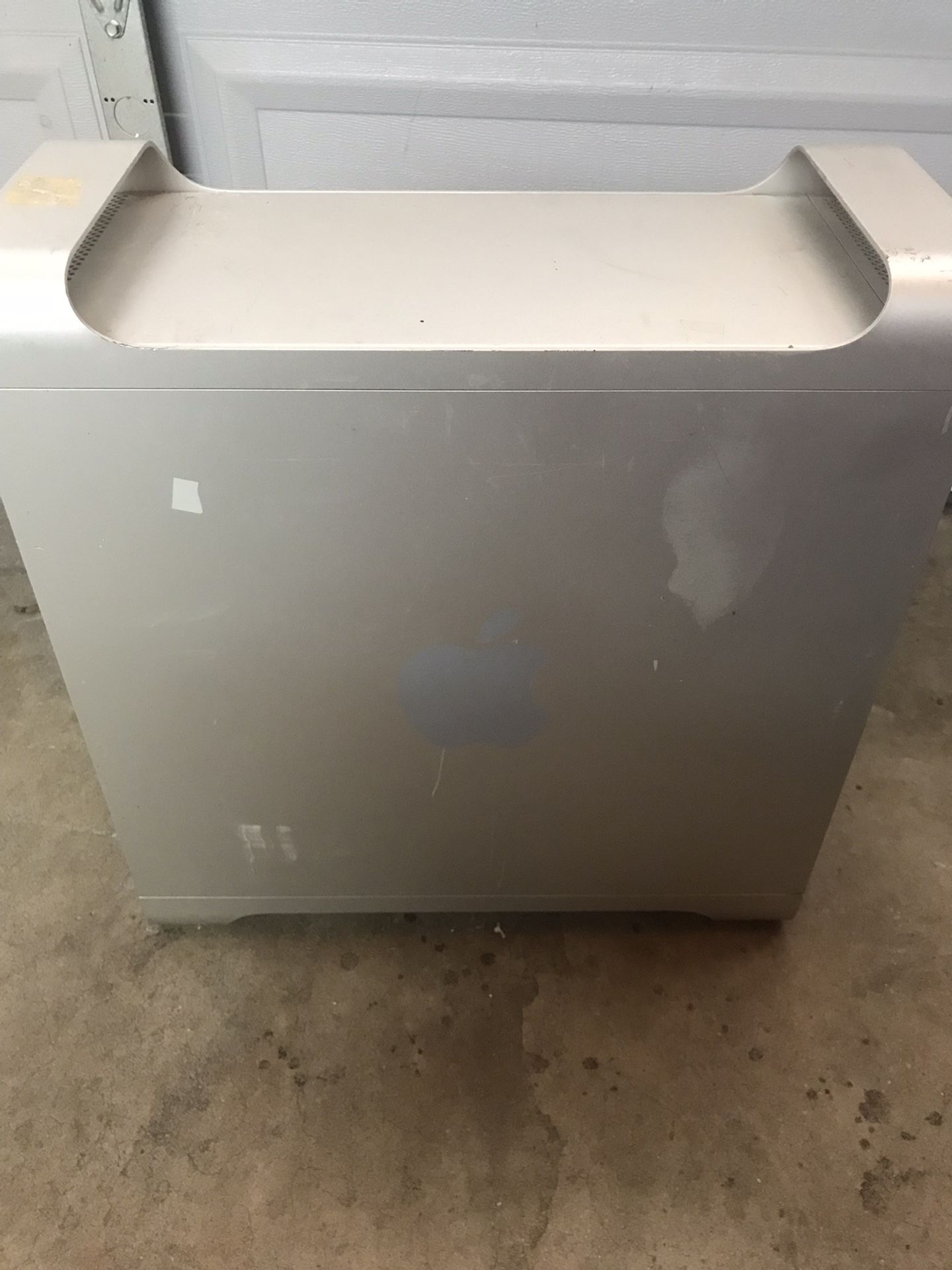 Mac Pro A1106