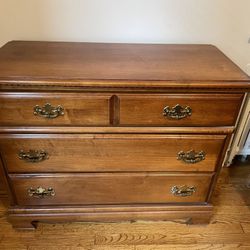 Solid Maple Finish Desk & Dresser Bedroom Set
