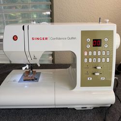 Singer Confidence Quilter 7469Q Sewing Machine