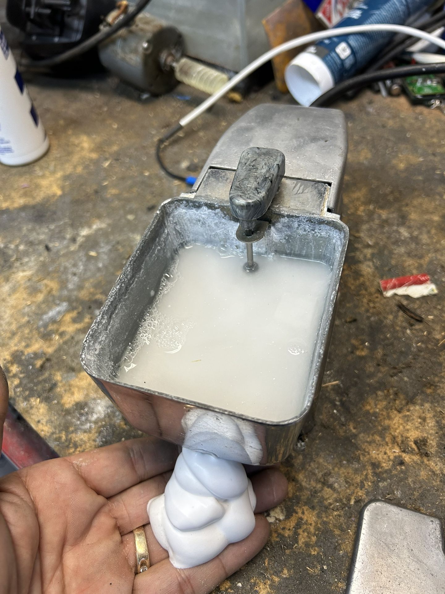 Barber Hot Lather Machine