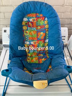Baby bouncer