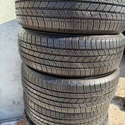 225/60R17 4 used tires  kumho 