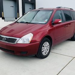 2012 KIA Sedona
