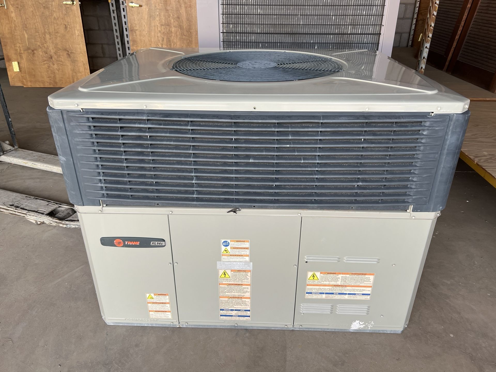 Trane HVAC (4WCY4036B3000AA)