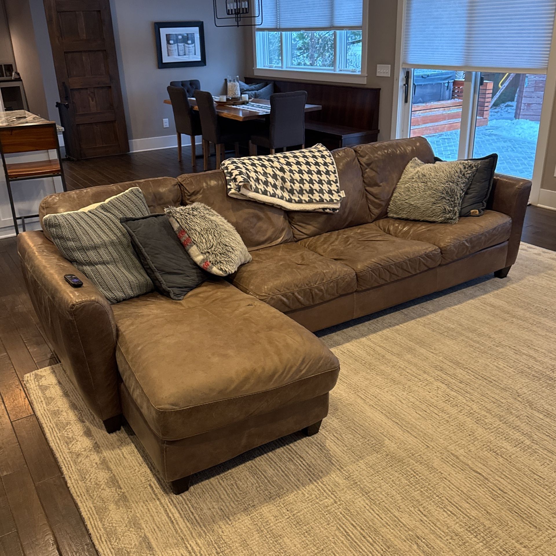 Natuzzi Brown Leather Couch With Chaise